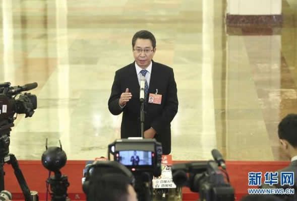 申長(zhǎng)雨:建立侵權(quán)懲罰性賠償制度 大幅提高侵權(quán)違法的成本